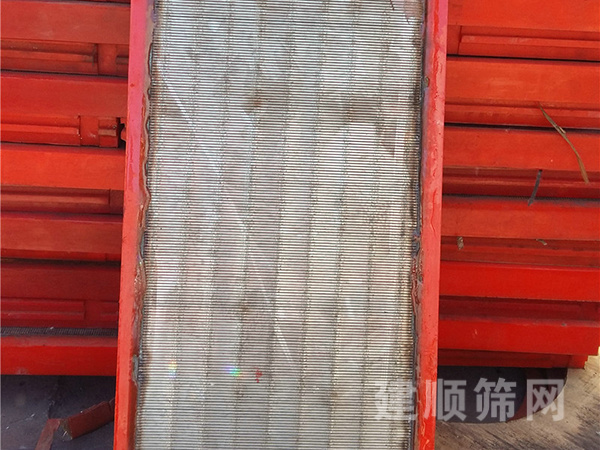 聚氨酯包邊篩板圖片6 聚氨酯包邊篩板圖片6